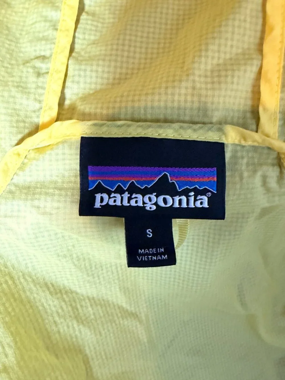 Patagonia Women's Houdini Jacket - Picture 4 of 4